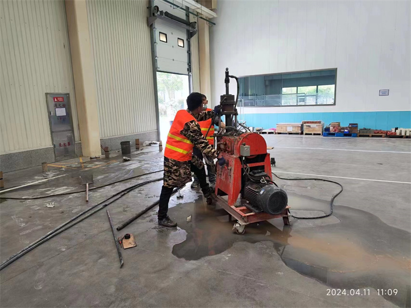 马关厂房地面下沉塌陷注浆加固施工